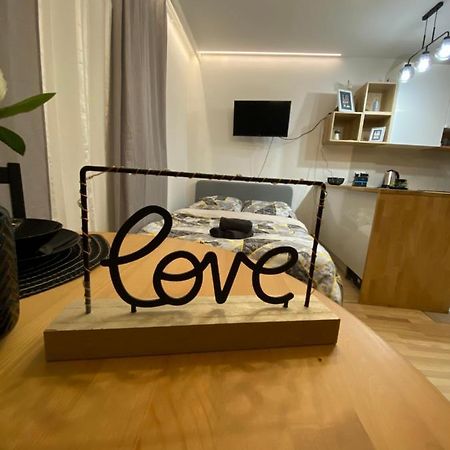 Love Glow Studio Краків Екстер'єр фото