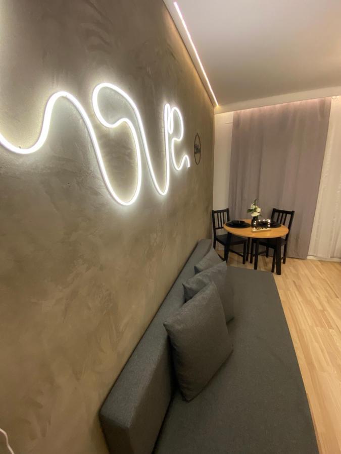 Love Glow Studio Краків Екстер'єр фото