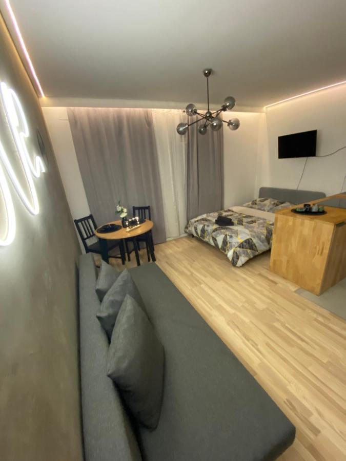 Love Glow Studio Краків Екстер'єр фото