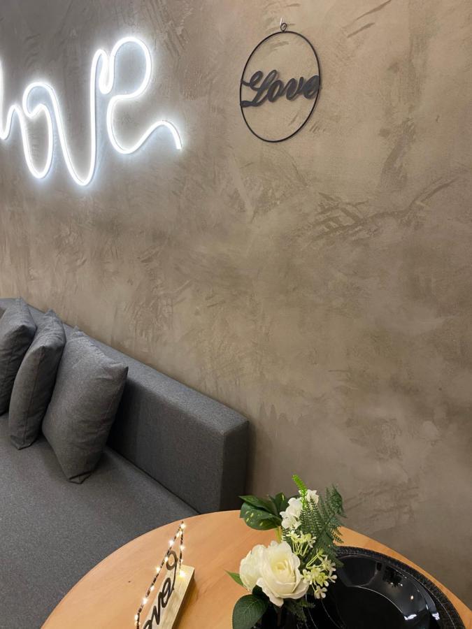 Love Glow Studio Краків Екстер'єр фото